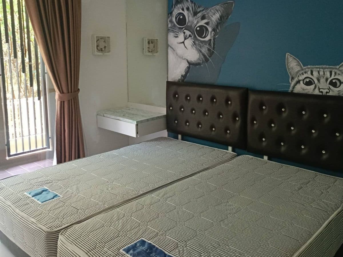 BD 19136: The Pixel Cape Panwa - image 5