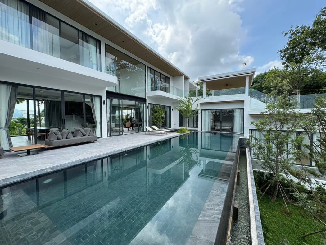 For sale: Single house, Phuket, The Menara Hill, usable area 926 sq m, size 1 ngan 74.6 sq wa, luxury house with swimming pool - image 6