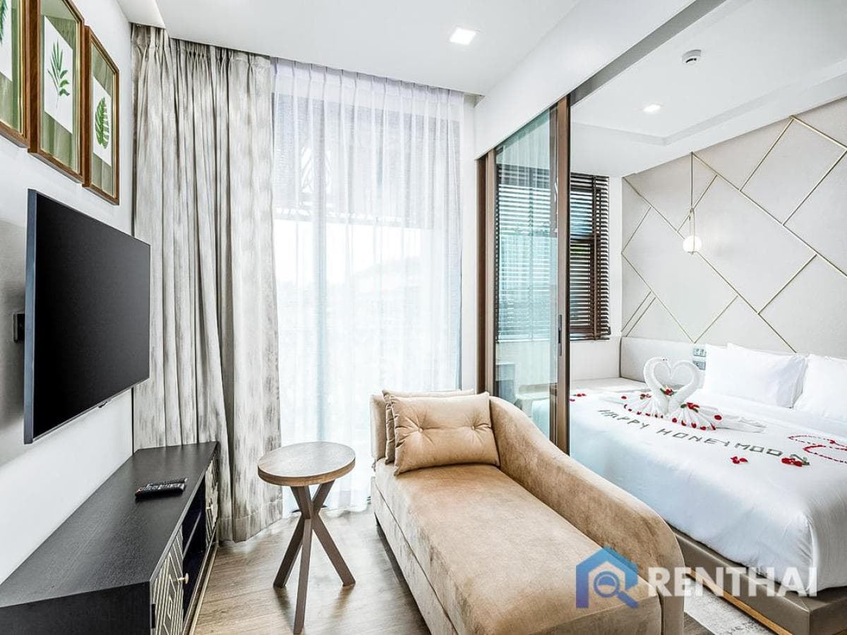 Luxury 1 bed Condo in The Proud Residence, Phuket, Furnished, Amenities Rich