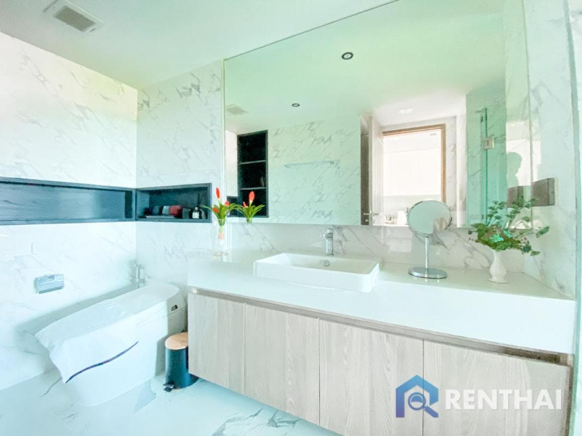 Luxurious Fully-Furnished Studio in Vip Karon, Phuket, with Top Amenities - image 5