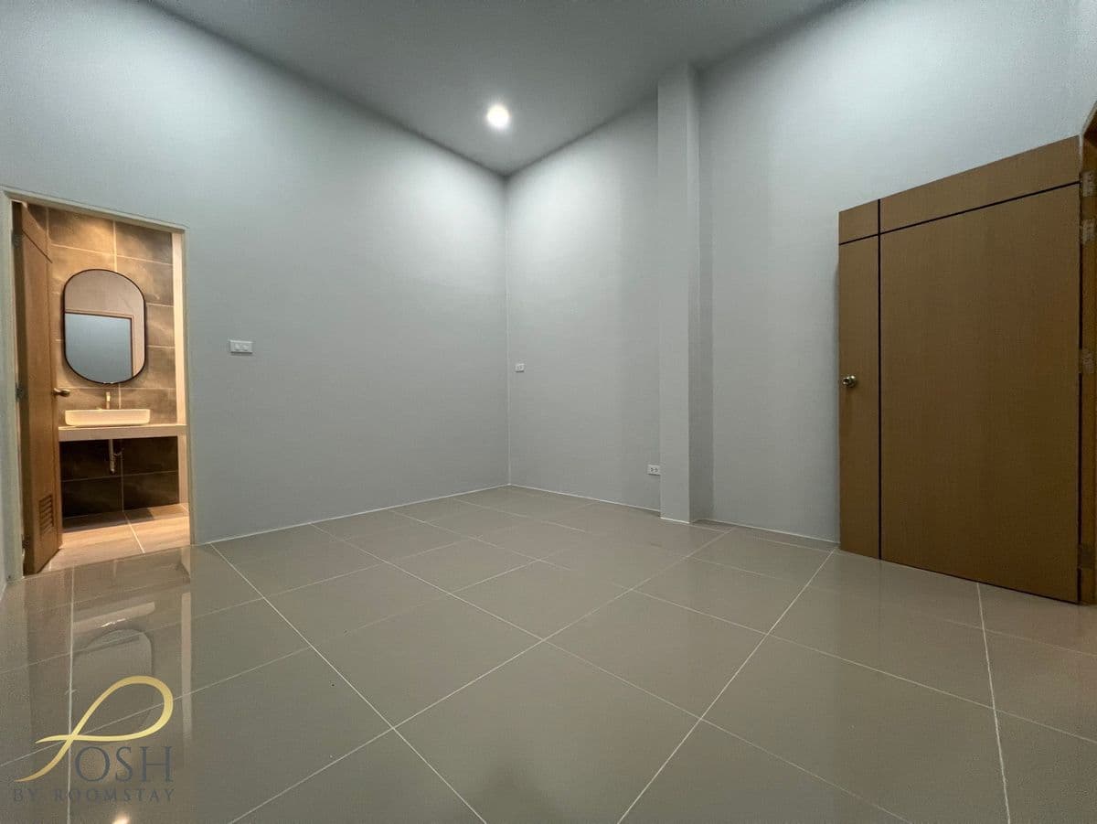 Prince Garden Home 5 Nabon - New Renovate House With the backyard Near Robinson, only 5.59 deleted. - image 8