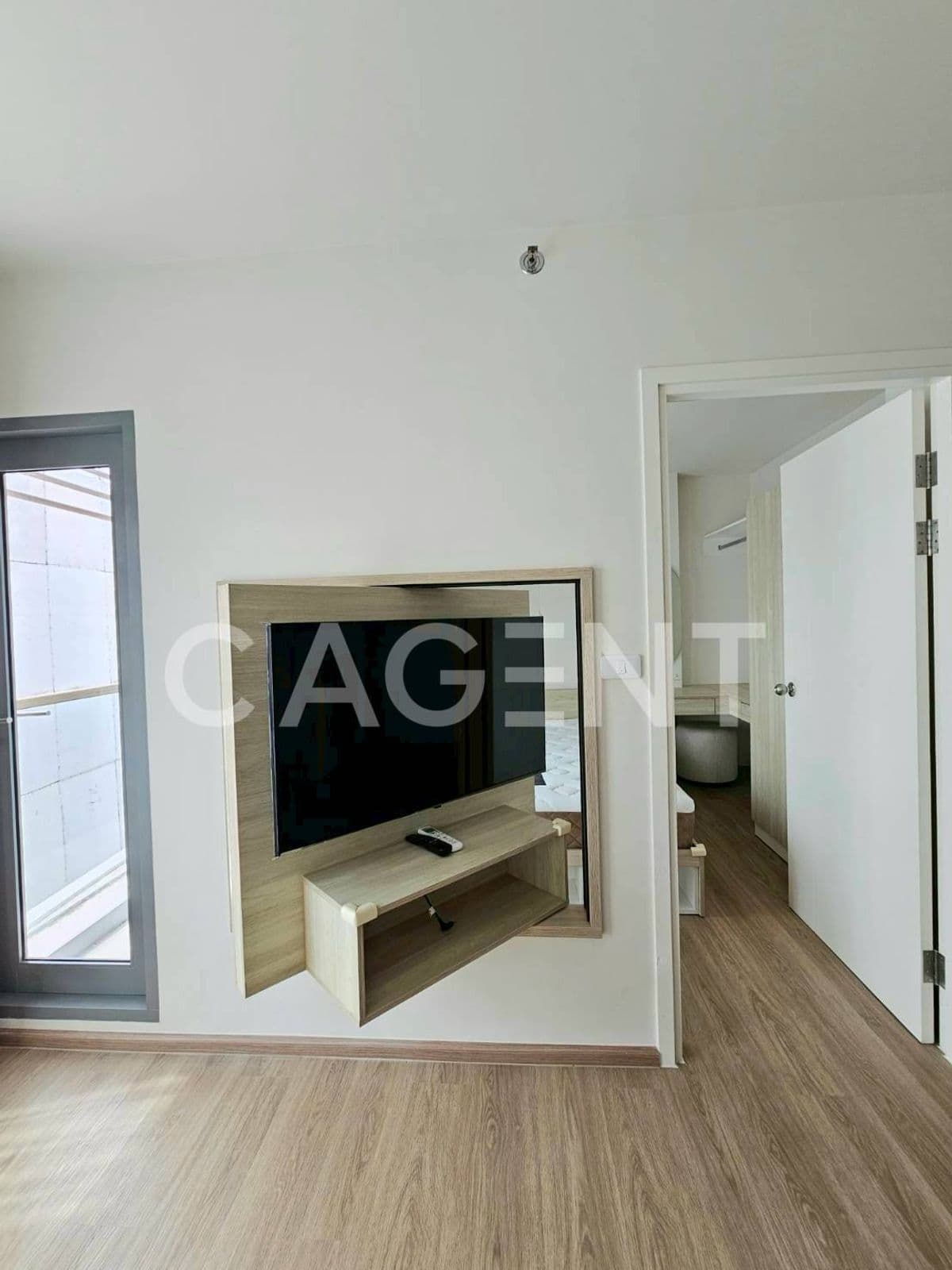 Rent a condo “Phyll Phuket“ in the heart of Phuket Surrounded by complete facilities - image 2