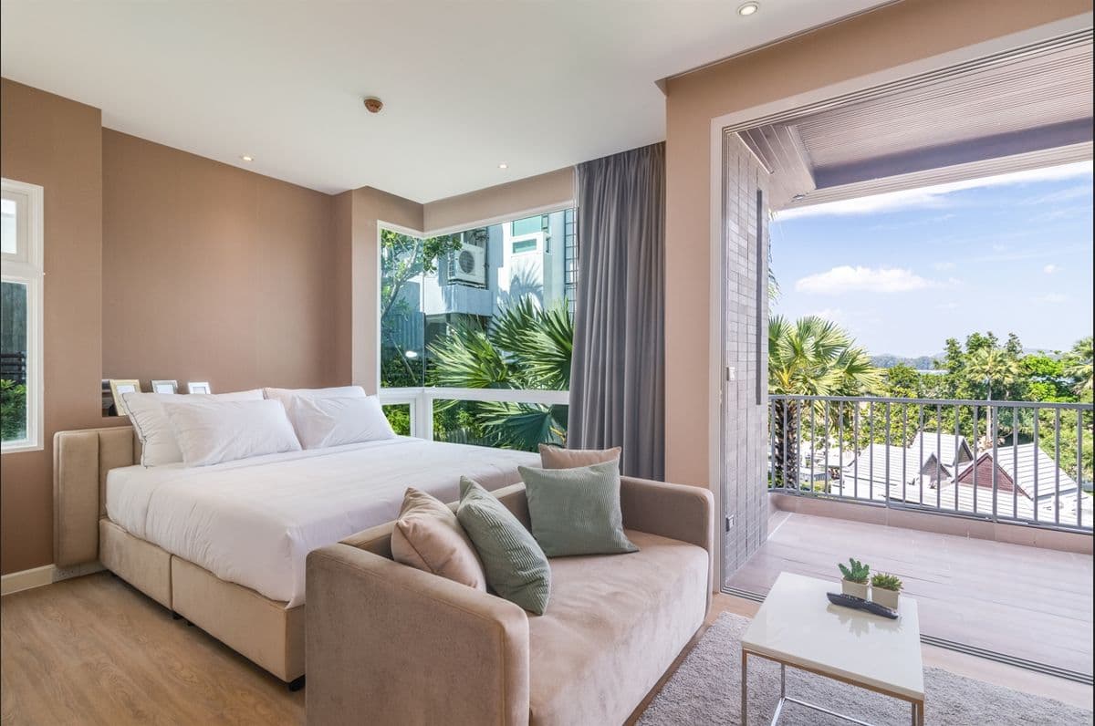 Beachfront Bliss Phuket – Ultimate Luxury Beachfront Condominium Live Your Beachfront Dream while Investing in a Seaside Paradise – Just One Step to the Beach with a Secure 6% ROI for 10 Years. - image 7