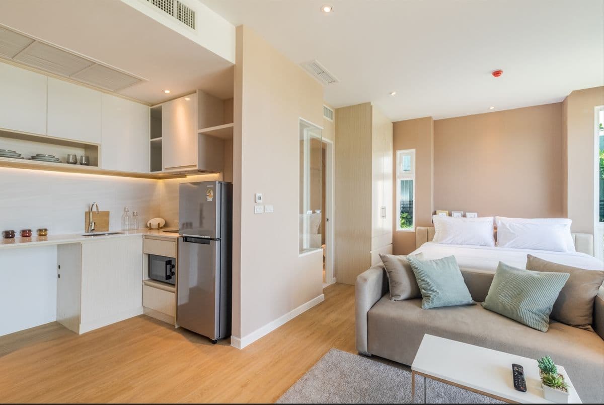 Beachfront Bliss Phuket – Ultimate Luxury Beachfront Condominium Live Your Beachfront Dream while Investing in a Seaside Paradise – Just One Step to the Beach with a Secure 6% ROI for 10 Years. - image 8