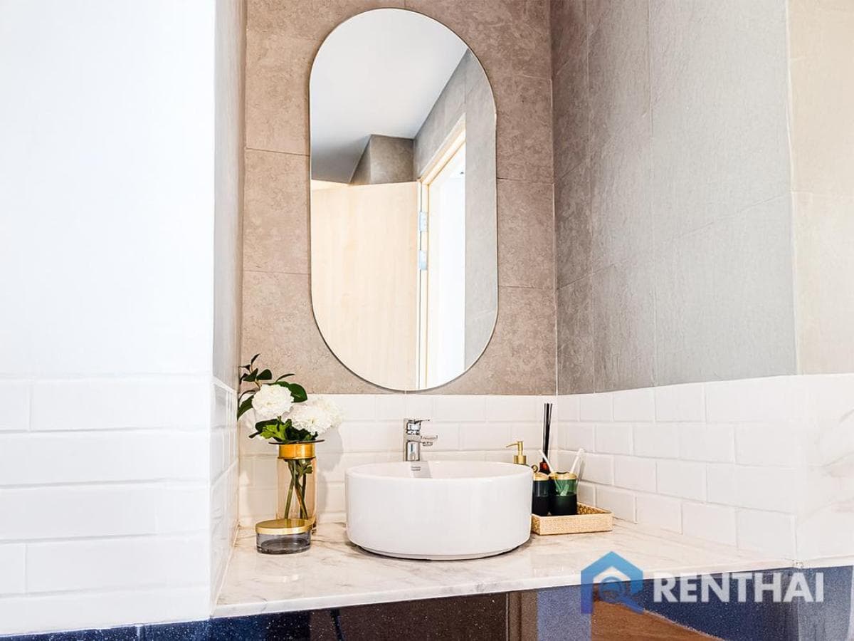 Elegant 1bed Condo at The Proud Residence, Phuket, Fully Furnished, Pool - image 5