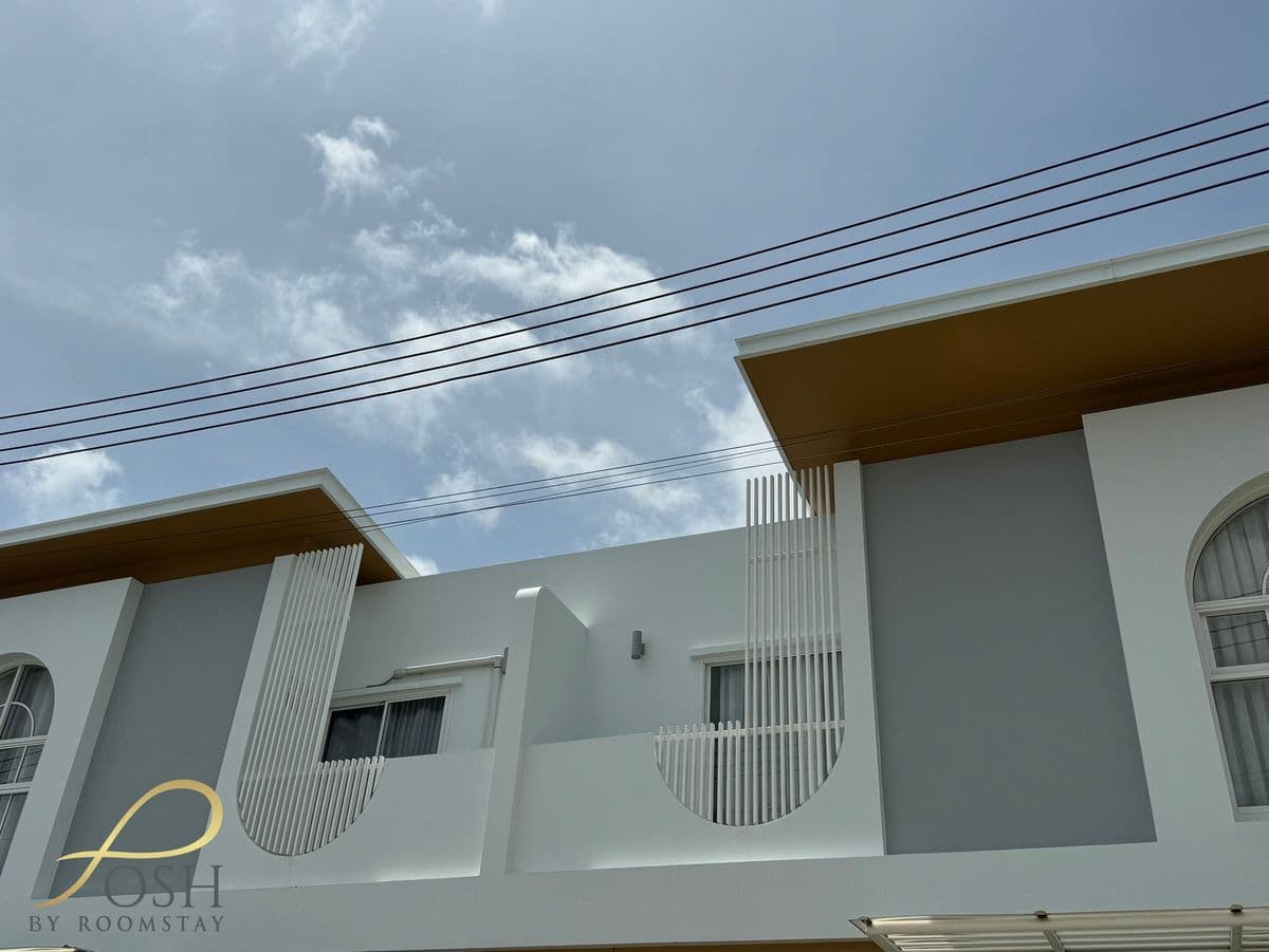 Newly built house, modern minimal style - Sira Rom Pa Lok Project - image 6