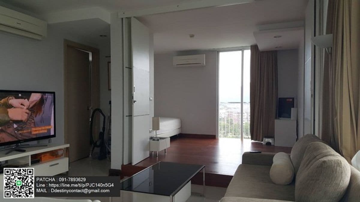 Luxury condo for sale, beautiful room, ready to stay, beautiful view, very good atmosphere  In the heart of Phuket city, convenient to travel.