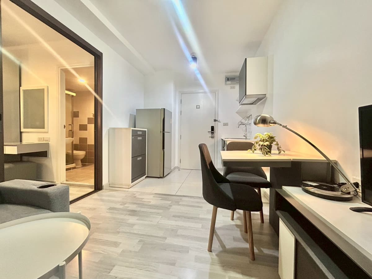 ✨ Condo for rent ZCAPE 3 CONDOMINIUM ✨ with complete amenities. Line:Rangsima07