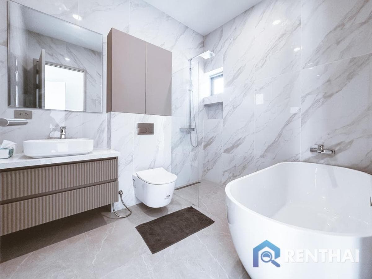 For sale villa  at Thalang - image 6