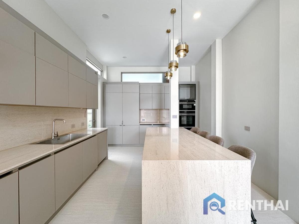 For sale villa  at Thalang - image 8