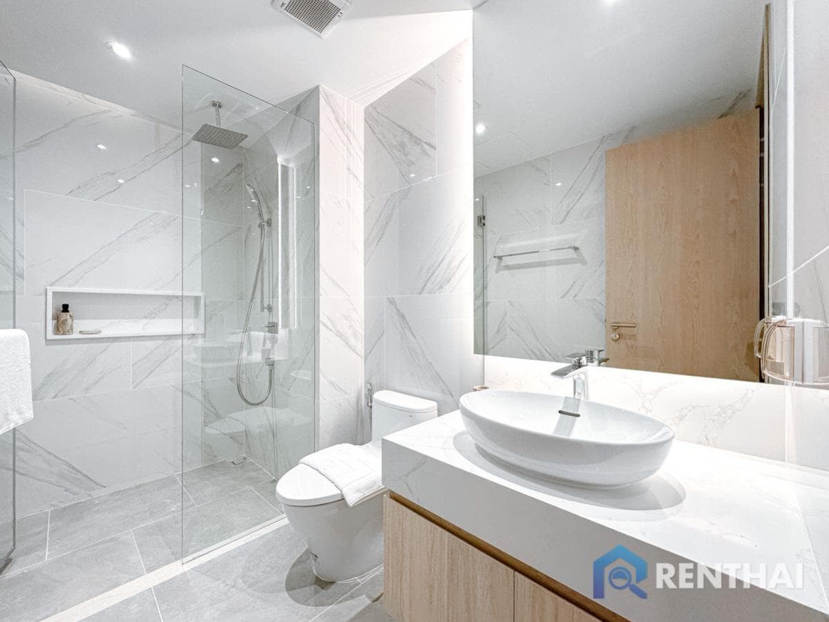 Fully Furnished 1bed Condo in Phuket at The Aqua with Luxury Amenities - image 4