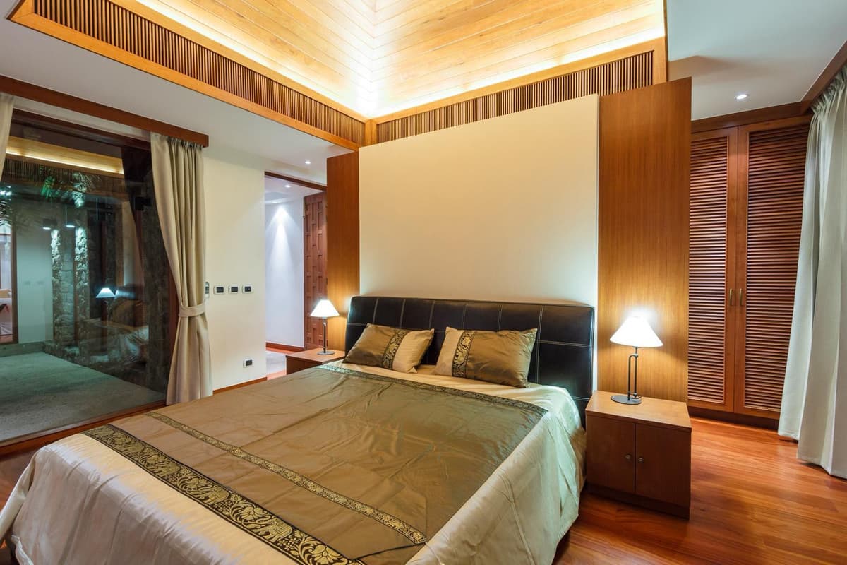 6-Bedroom Pool Villa on 2,442 SQ.M. Freehold Land – Cherng Talay - U5646683 - image 4