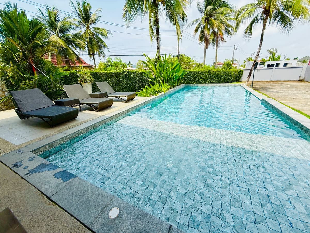 🏡 East Bangtao Ville, Modern Newly Renovated Corner Townhouse for Sale,  Prime Location Near Beach - image 4