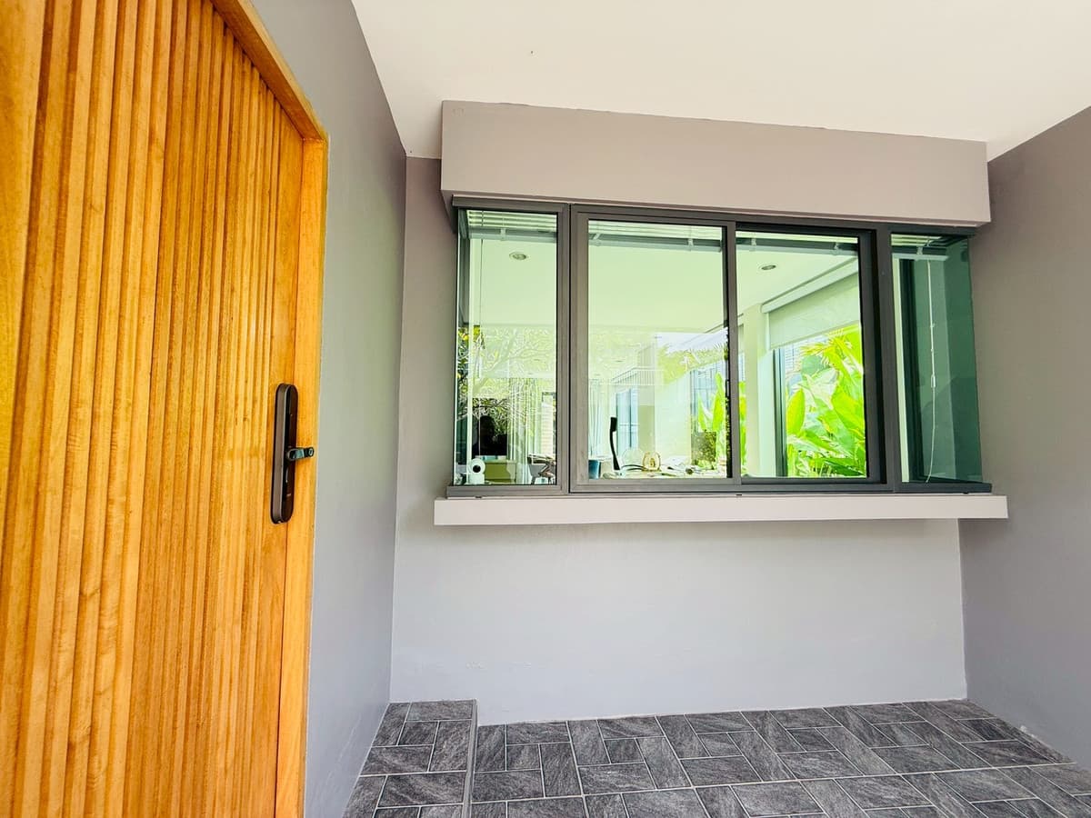 🏡 East Bangtao Ville, Modern Newly Renovated Corner Townhouse for Sale,  Prime Location Near Beach - image 6