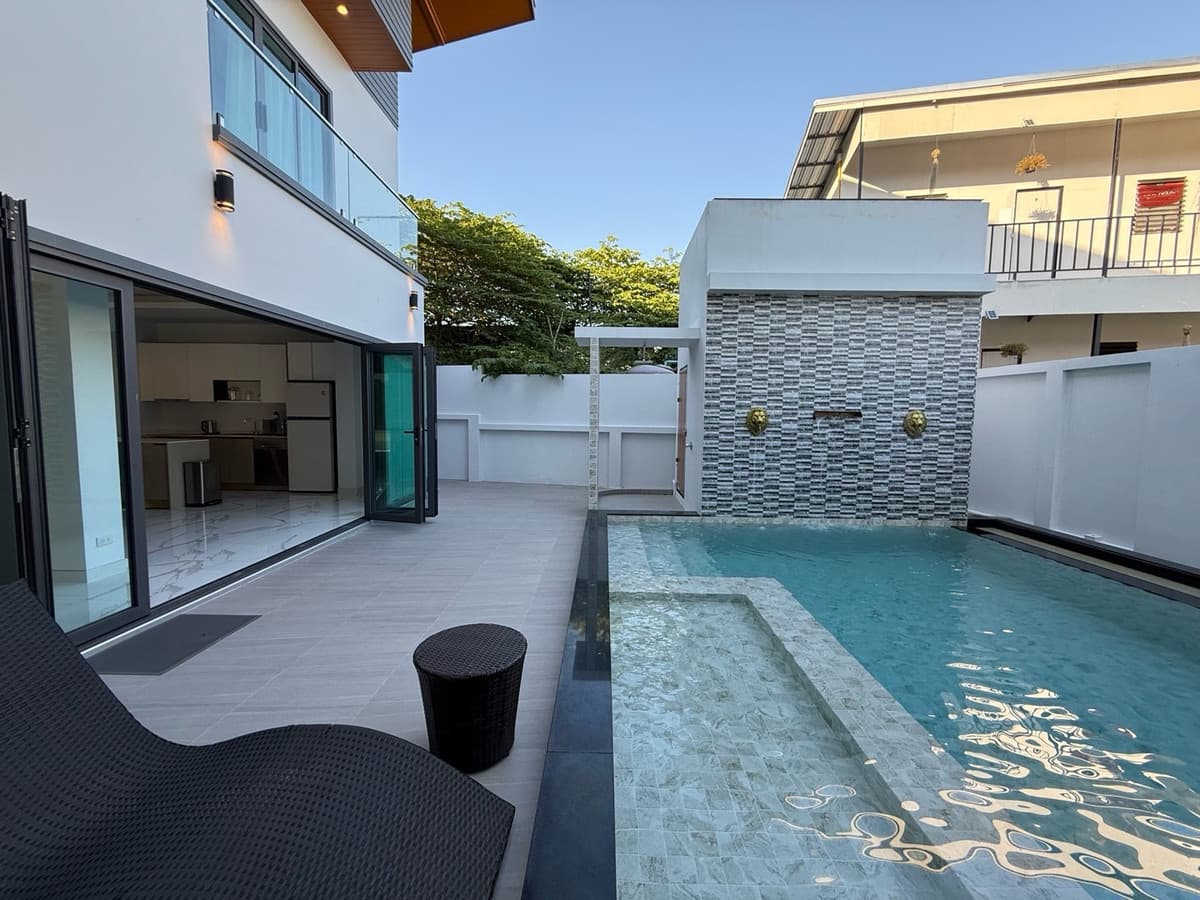 Modern Luxury 4 bedrooms pool villa in Rawai - image 3