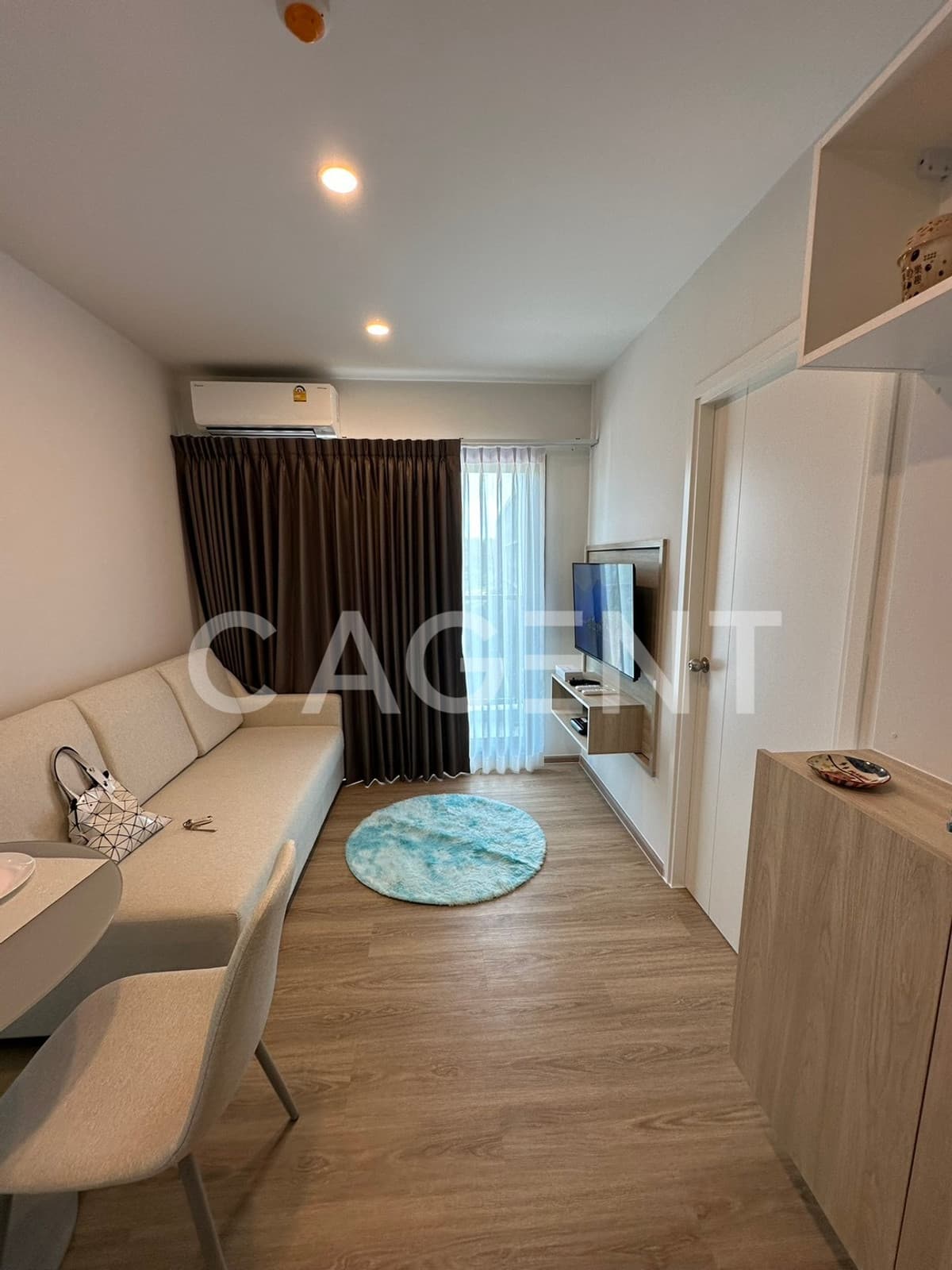 For sale!!! Condo “Phyll Phuket“ 1 bedroom, 1 bathroom, in the heart of Phuket city, surrounded by complete facilities.