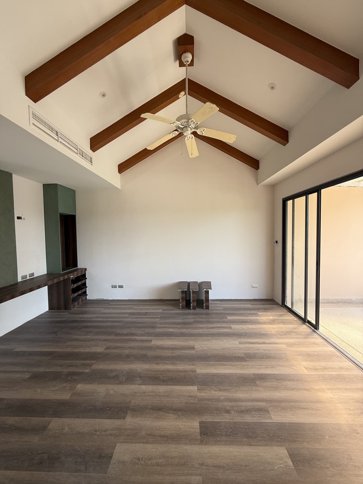 🔥💰 Hot Deal Price🔥💰Ready-to-Finish 5 Bedroom Townhouse Laguna Village | Rare Opportunity in Phuket Luxury Community - U1950614 - image 2