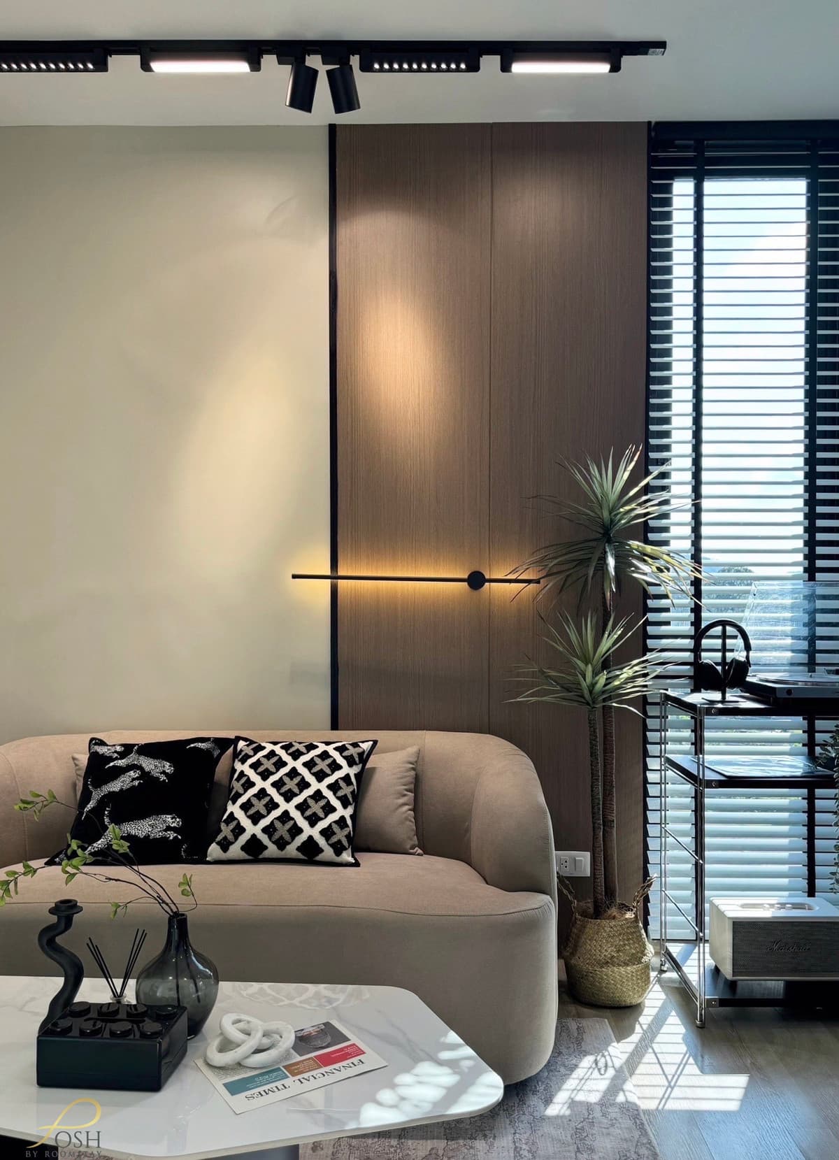 Agents welcome! Newly renovated 1-bedroom corner condo at The Base Uptown, conveniently located near the Lotus Samkong–Kathu intersection. - image 2