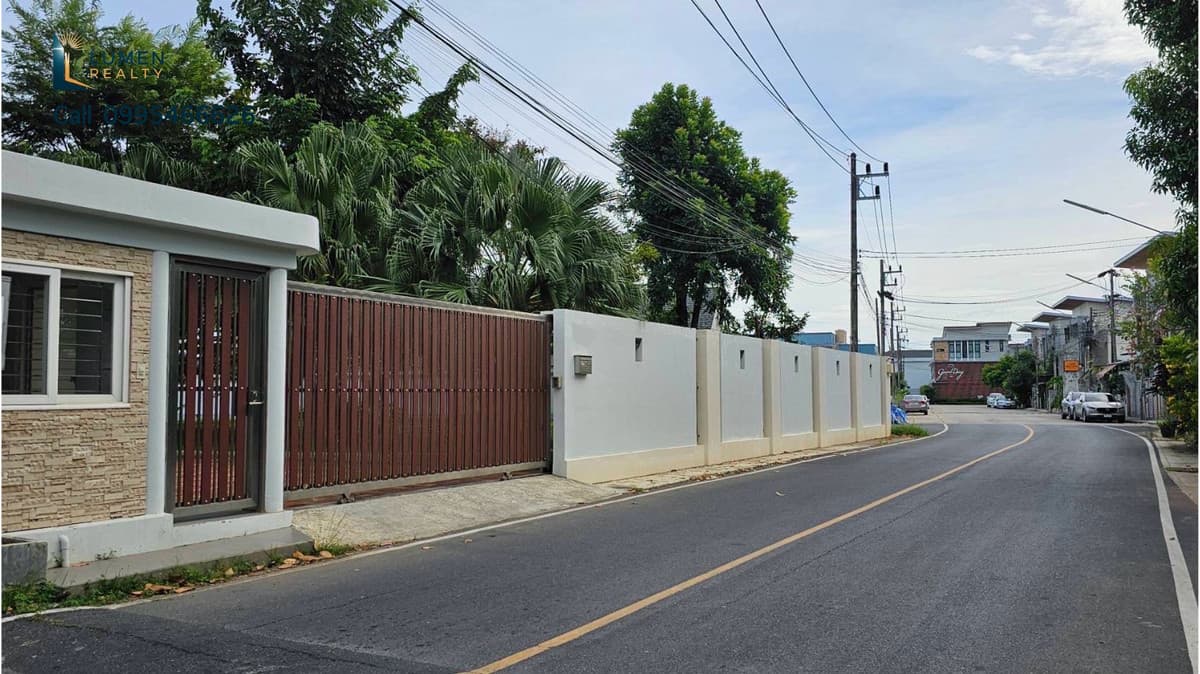 🏡 Premium Holiday Home with 1 Rai Land in Phuket City Center - image 5