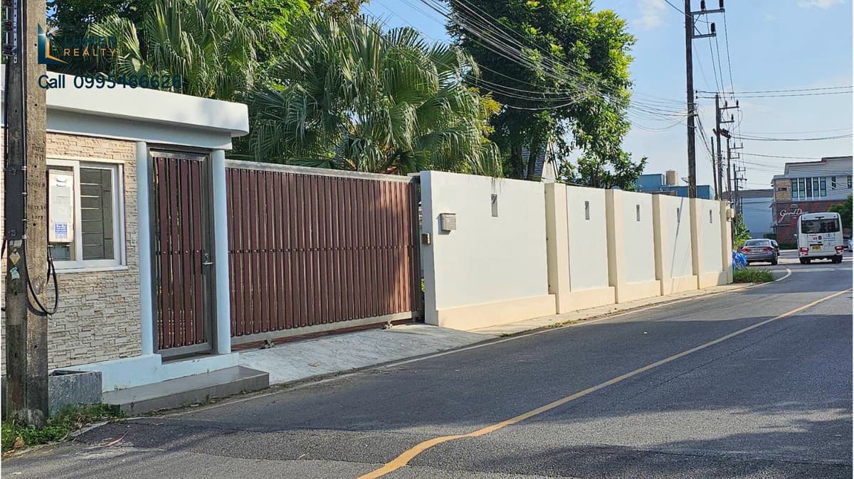 🏡 Premium Holiday Home with 1 Rai Land in Phuket City Center - image 4