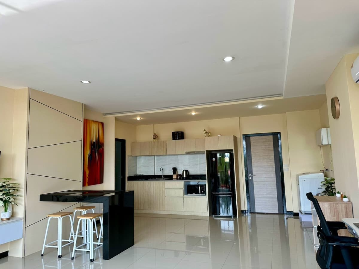 ⏳ Prime Rawai Deal – Large 2BR Corner Condo Selling Quickly - U5346015 - image 6