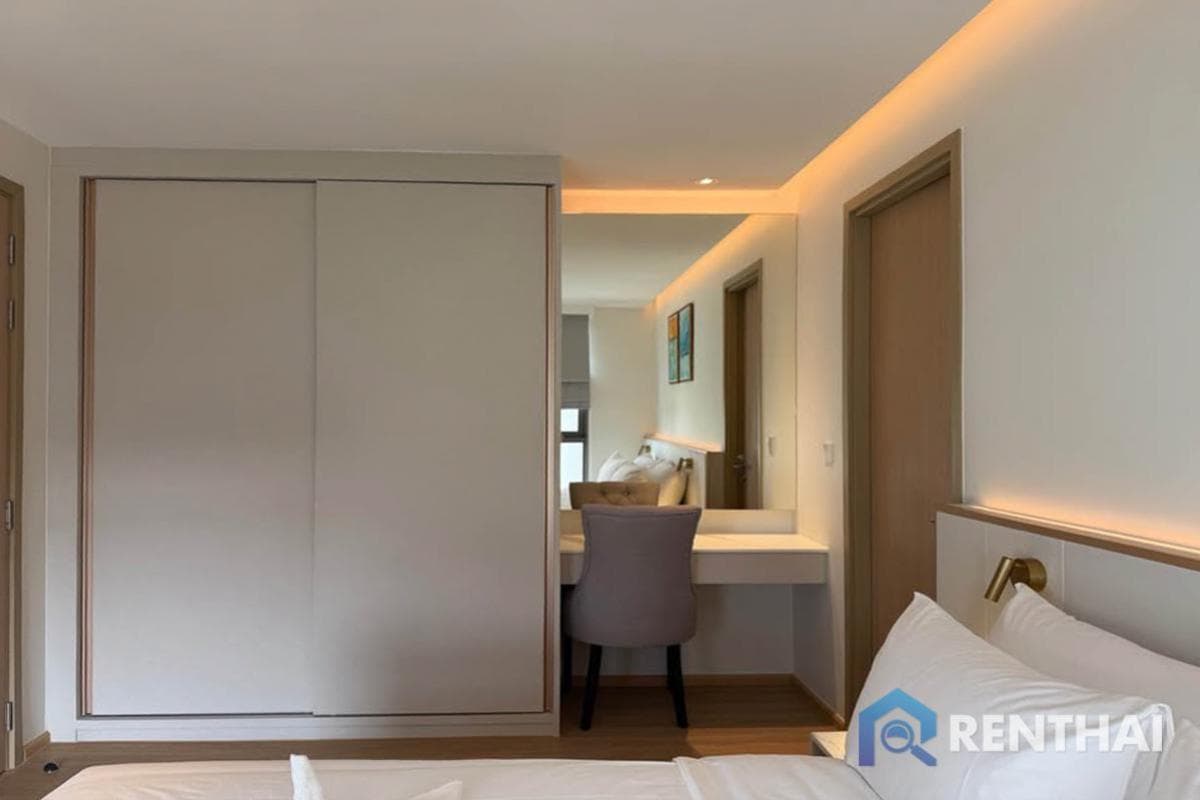 Brand new Brand New 2-Bedroom Condominium at The Aqua Luxury - image 3