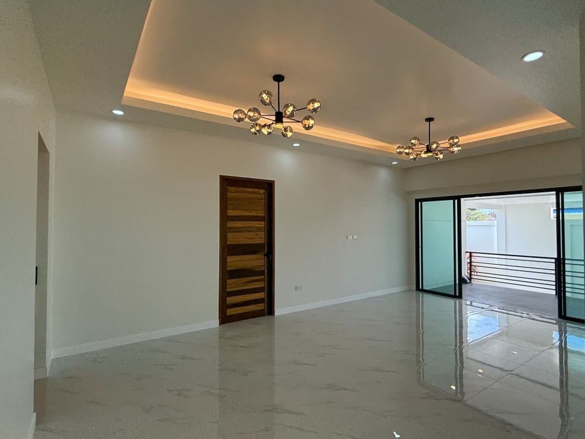 Mandara Villa Village for sale, Thalang - Ya Chan, big house, lots of space, convenient, full beautiful garden. - image 6