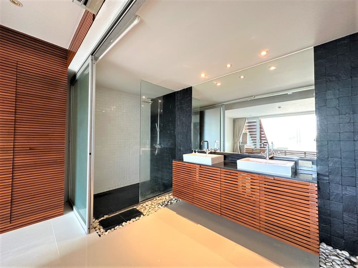 Condo for sale, The Quarter Phuket, large size, usable area 121.40 sq m, near Surin Beach and Bang Tao Beach. - image 4