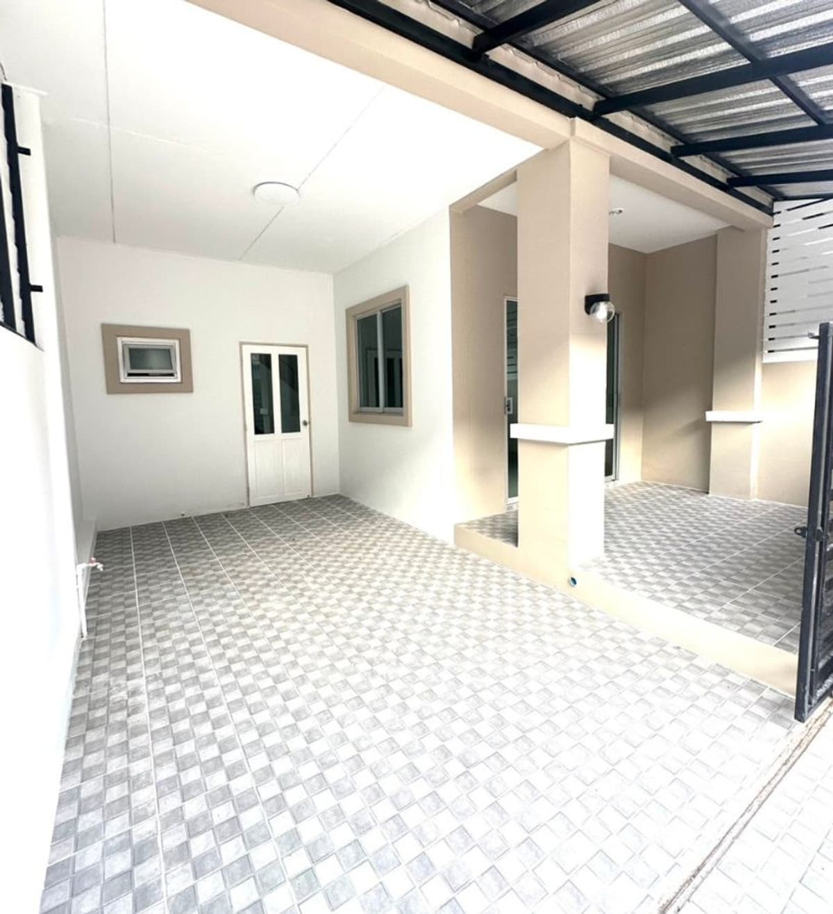 For sale, 2-story townhouse near Lotus Thalang, Phuket, 2.89 million. - image 4