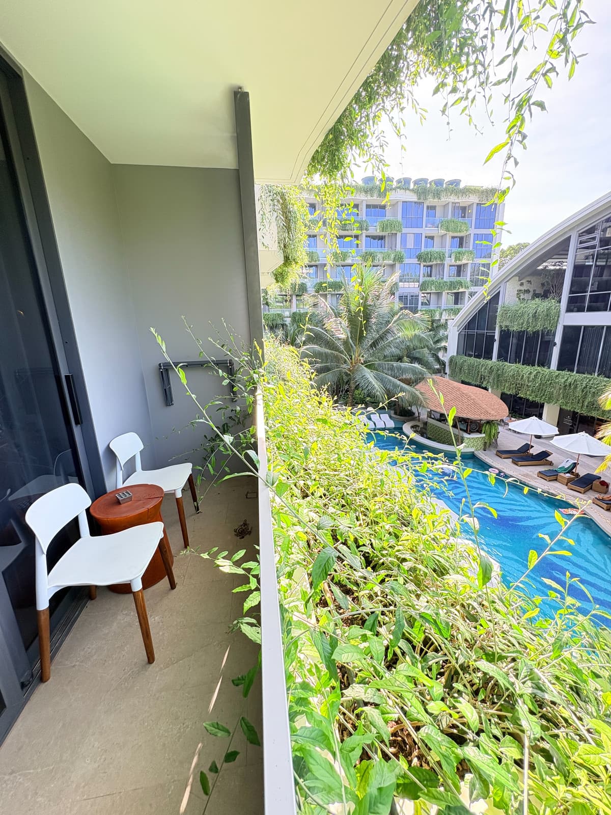 For Sale: 2 Bedrooms Condo Fully Furnished at Layan Green Park Phuket - image 2