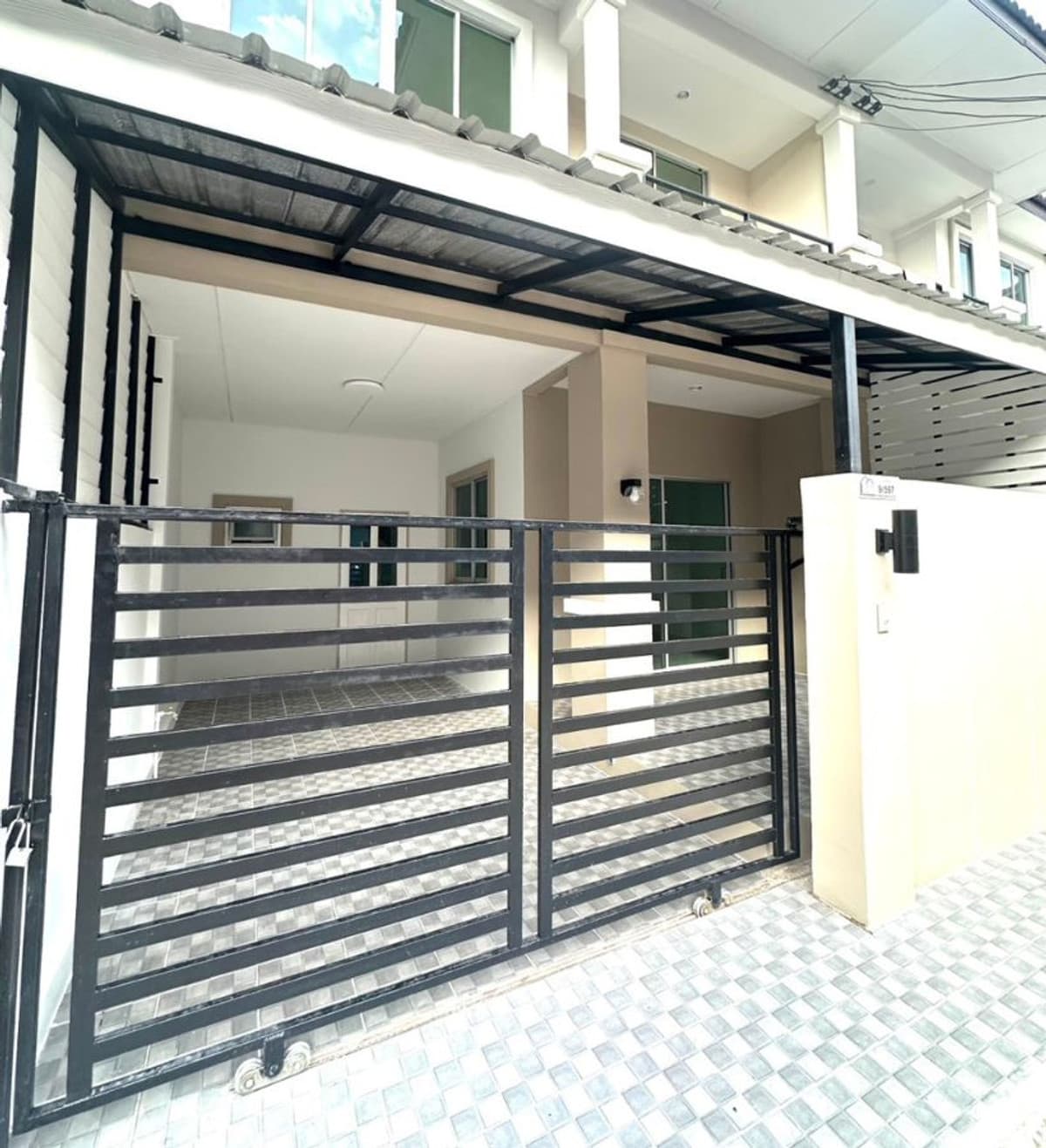 For sale, 2-story townhouse near Lotus Thalang, Phuket, 2.89 million. - image 5