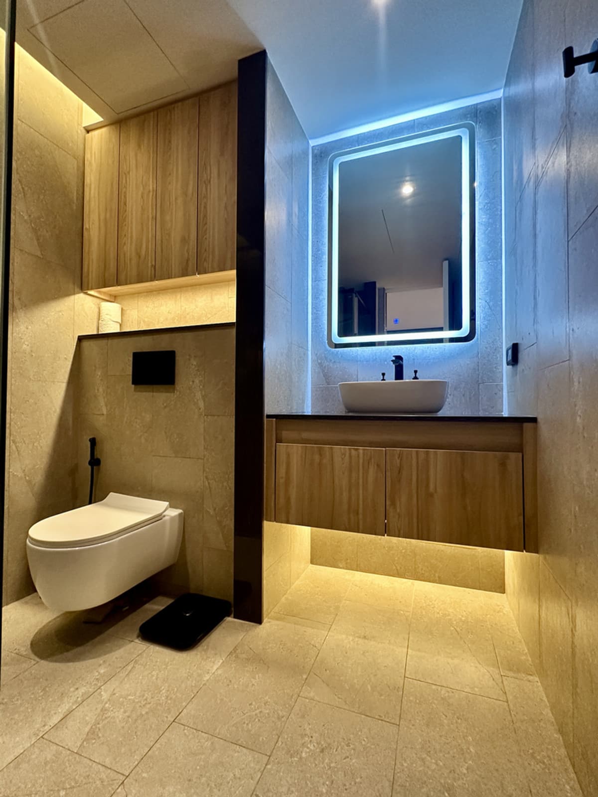 Urgent Sale from Owner | Luxury 1-Bedroom Apartment in Layan, Phuket | Private Terrace with Jacuzzi - image 7