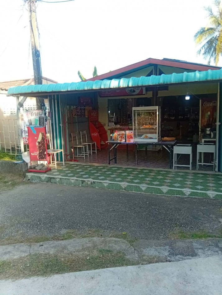 House and land for sale, 143.5 square wah (approximately 552 square meters). Prime location in the heart of Phuket town. - image 4