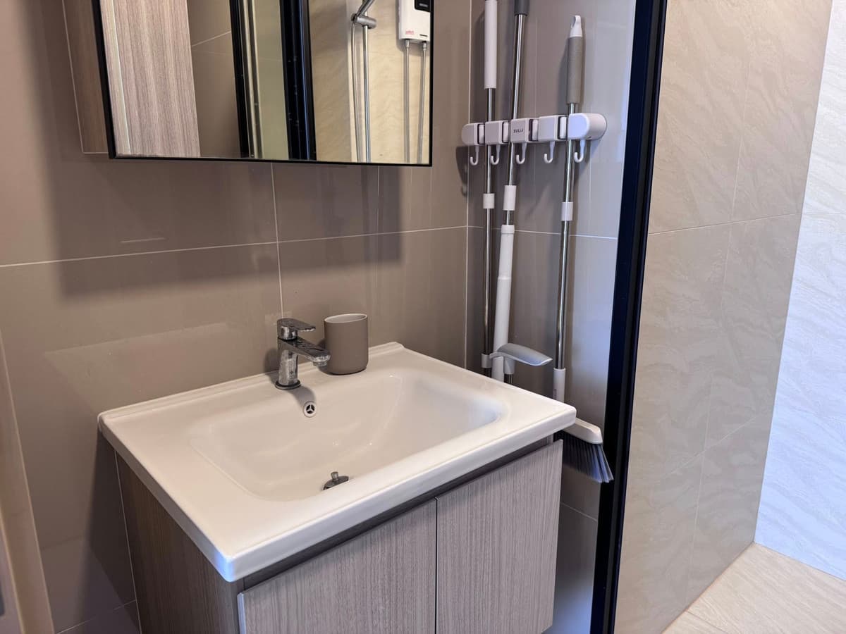 Best value in the project ‼️ For rent 🔥 The Base Rise Phuket, next to the BTS, beautiful room, large room, good location, fully furnished + has a washing machine 📍 Ready to move in (responds to chats and answers calls very quickly) - image 3