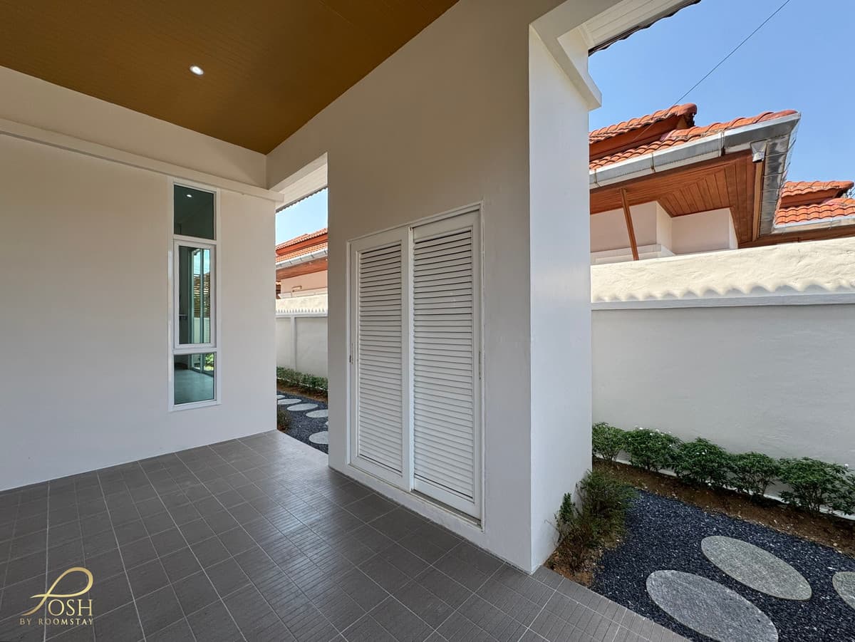 Newly renovated single house location near the Monument and Robinson Lifestyle, just 2 minutes away The Valley, Manik, Thalang - image 8