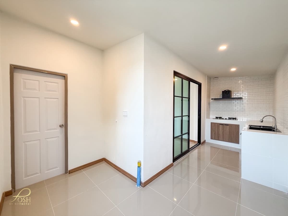 Newly Renovated Corner Townhouse Located in Baan Kian, Thalang Thanathownhome Village - image 8