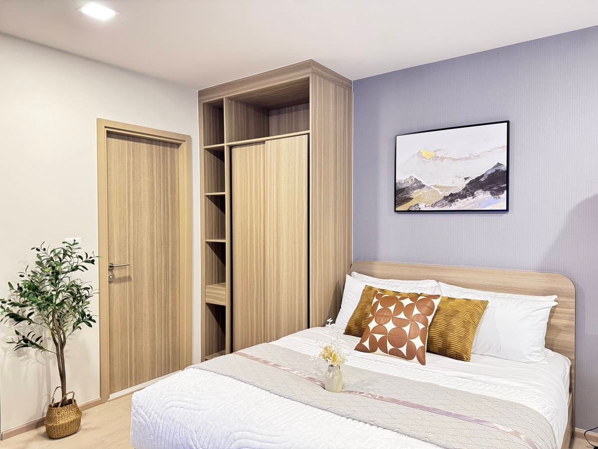 The Base Rise Condo for Sale lower than project price - image 7