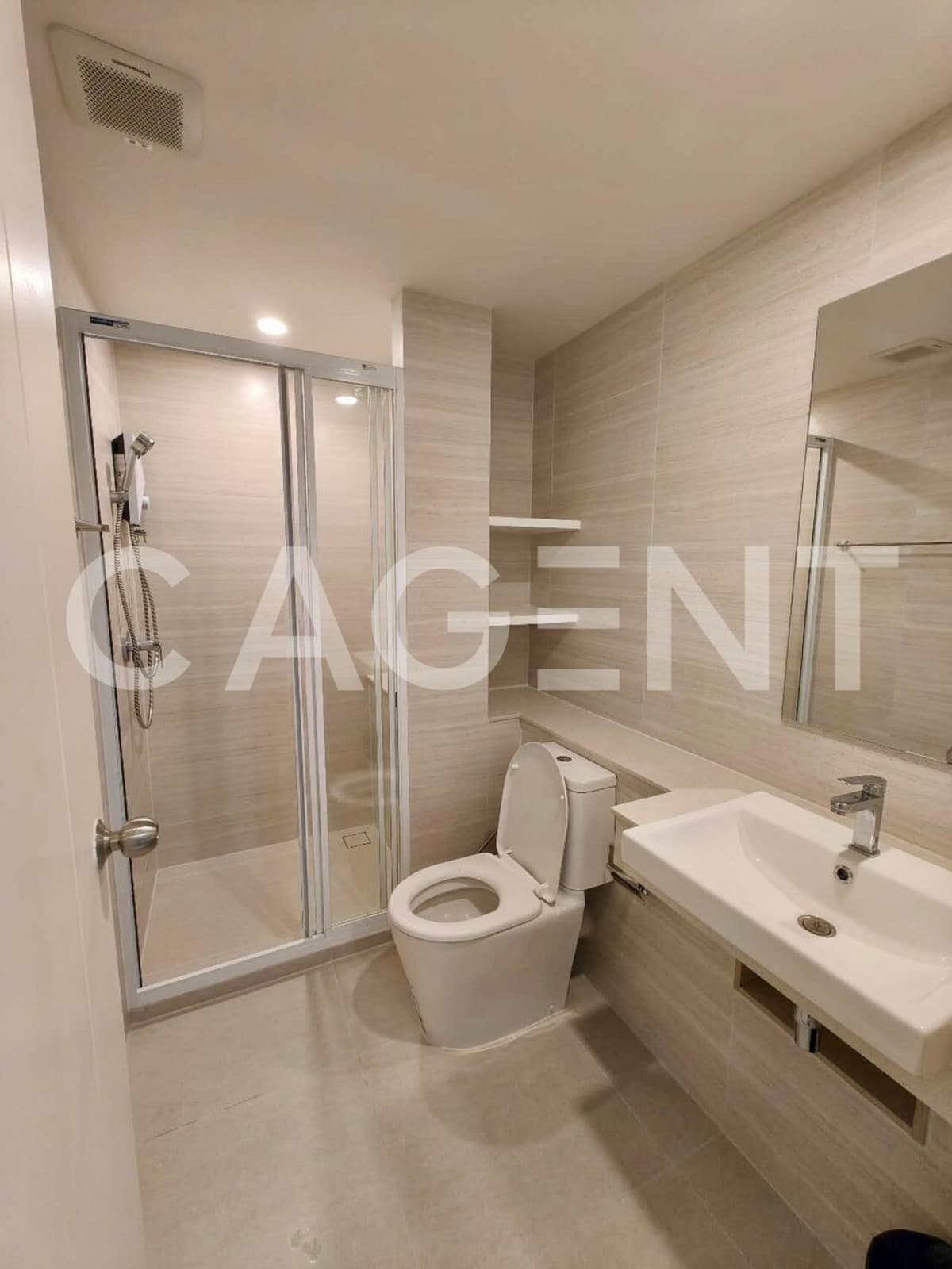 sell !!! Condo Phyll Phuket, 1 bedroom, 1 bathroom, in the heart of Phuket city. Surrounded by complete amenities - image 5