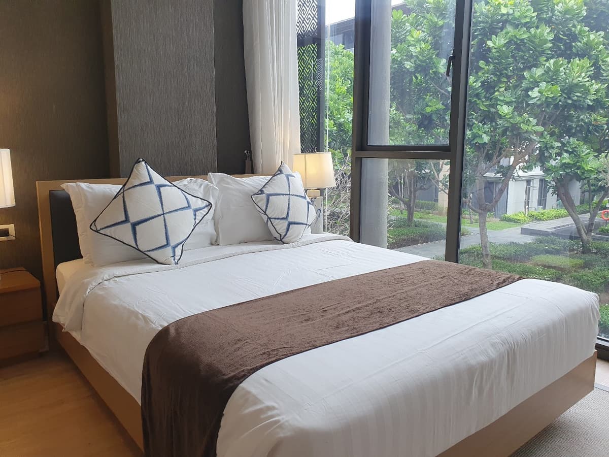 Baan Mai Khao – Spacious Pool View Unit (Beachfront Residence)