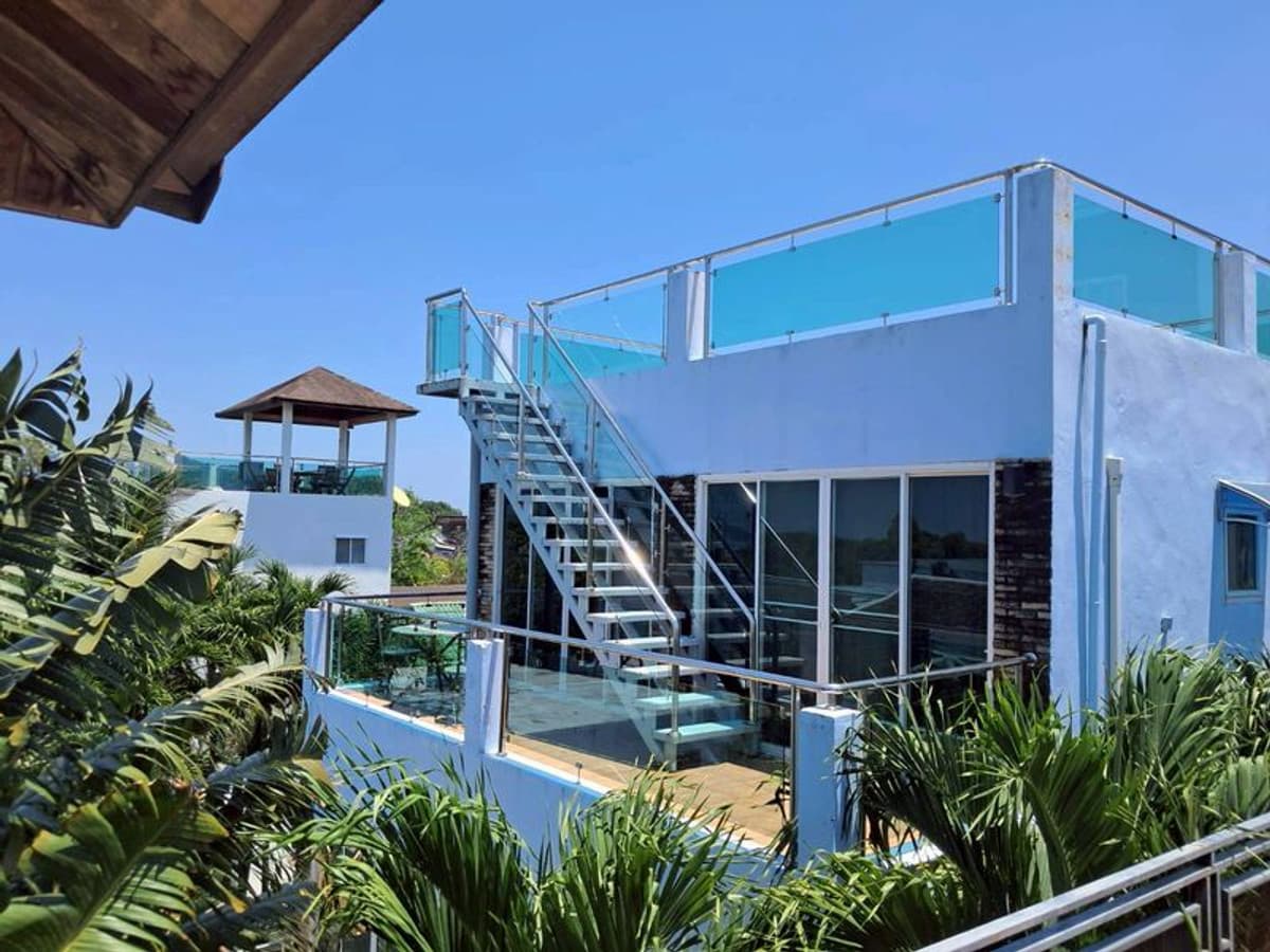 ***Pool Villa for sale in Phuket near Rawai Beach*** Size 550 sq m., 4 bedrooms, 6 en-suite bathrooms, 1 kitchen, 1 living room (price 19.9 million baht)--- Agent Top 084-8751655 - image 2