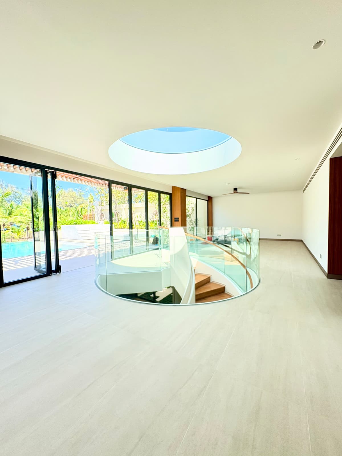 For Sale: Banyan Tree Grand Residences Ocean Front Villas - image 8