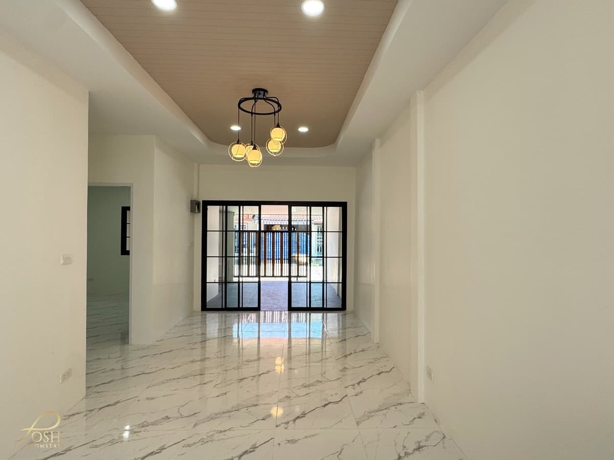 Hot Deal! Newly Renovated Townhouse (Corner Unit) Bypass area | Irawadee Bypass Village (Soi 13) - image 6