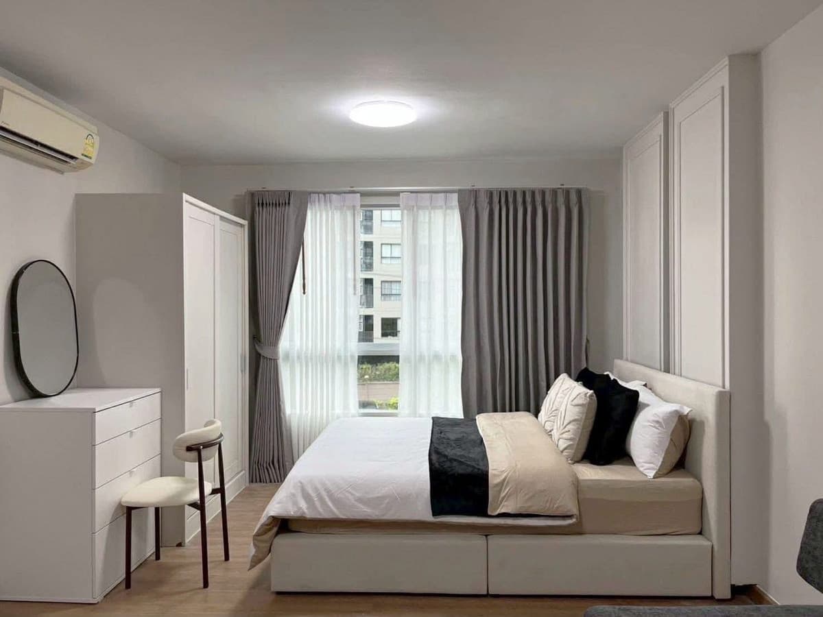 ✨ FOR RENT | HOT DEAL 🔥 Ready to Move In📍 D Condo creek, Kathu – Phuket🌿 Beautiful pool-view unit, cozy and modern — perfect for comfortable living