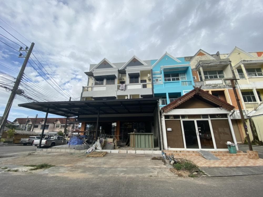 For sale with tenant (drugstore)! 03/2027 Commercial building, prime location, next to Wichit Songkhram Road, Phuket, near the entrance to Kathu University, suitable for an office, trading, clinic, restaurant (owner selling himself) - image 3