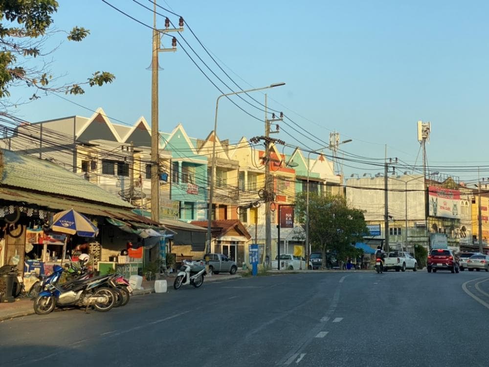 For sale with tenant (drugstore)! 03/2027 Commercial building, prime location, next to Wichit Songkhram Road, Phuket, near the entrance to Kathu University, suitable for an office, trading, clinic, restaurant (owner selling himself) - image 7