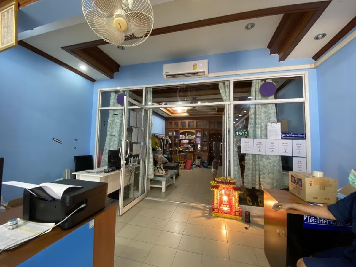 For sale with tenant (drugstore)! 03/2027 Commercial building, prime location, next to Wichit Songkhram Road, Phuket, near the entrance to Kathu University, suitable for an office, trading, clinic, restaurant (owner selling himself) - image 5