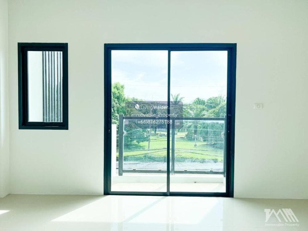 Commercial building, Khwang Road - image 9