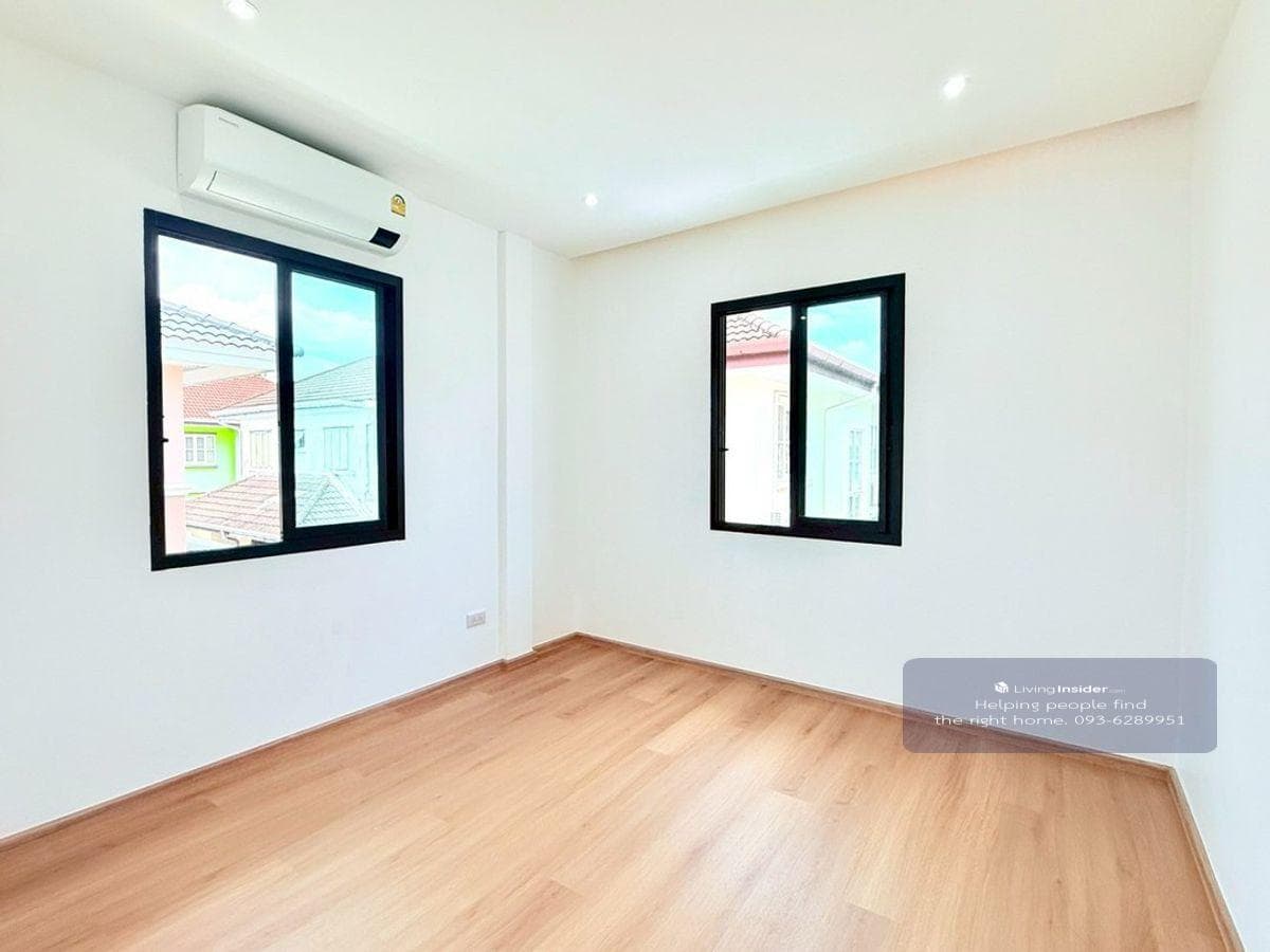 โจ๐ก New Renovate House Modern style Ready to move in! Land and Houses celebrates good location near complete facilities ๐ด - image 13
