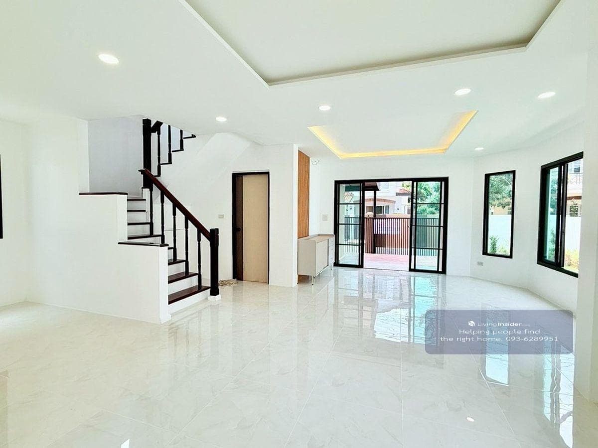 โจ๐ก New Renovate House Modern style Ready to move in! Land and Houses celebrates good location near complete facilities ๐ด - image 2