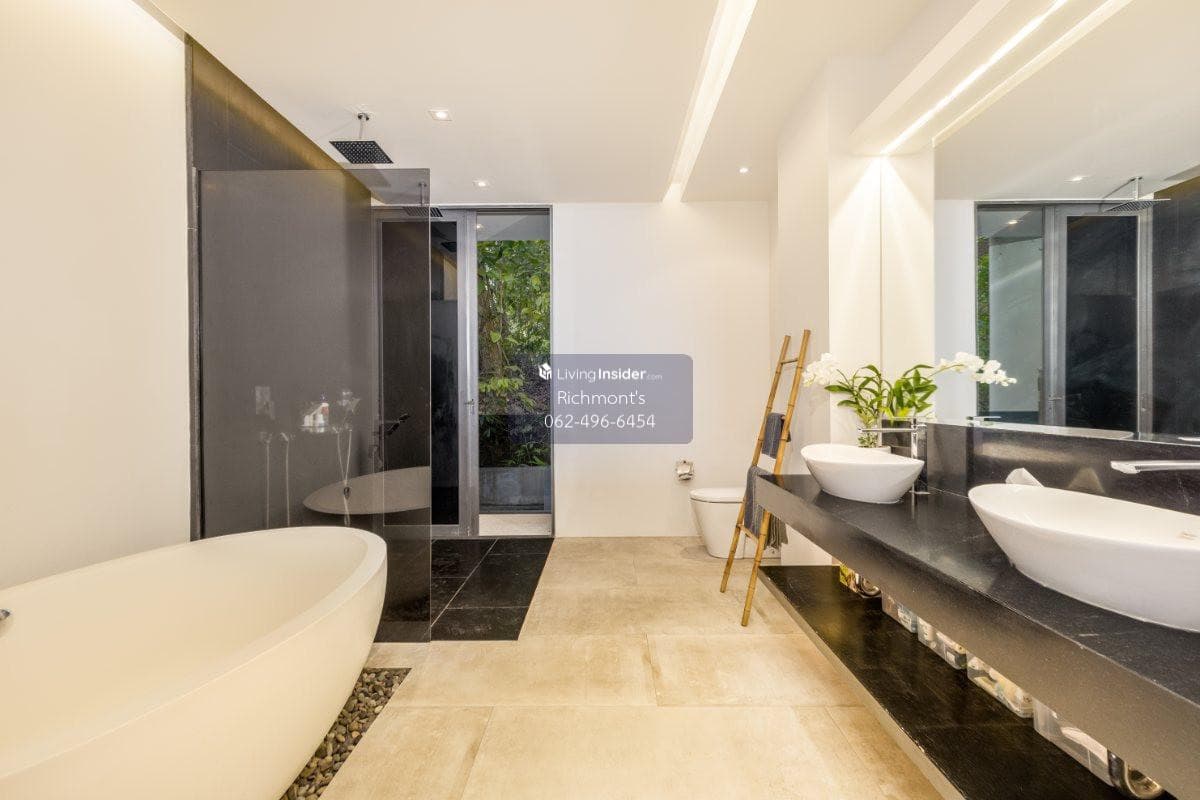 Exclusive Three-Bedroom Sea View Residence in Phuket Please call: 062-496-6454 - image 15